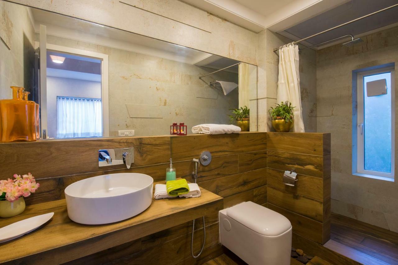 El Lodge By Stayvista - Pool, Lawn, And A Charming Gazebo For Your Perfect Getaway 로나발라 외부 사진